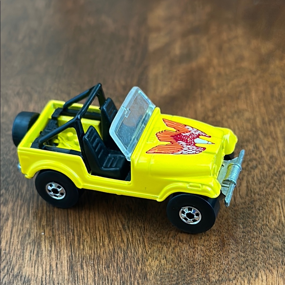 Hot Wheels Yellow Jeep with Eagle 1981